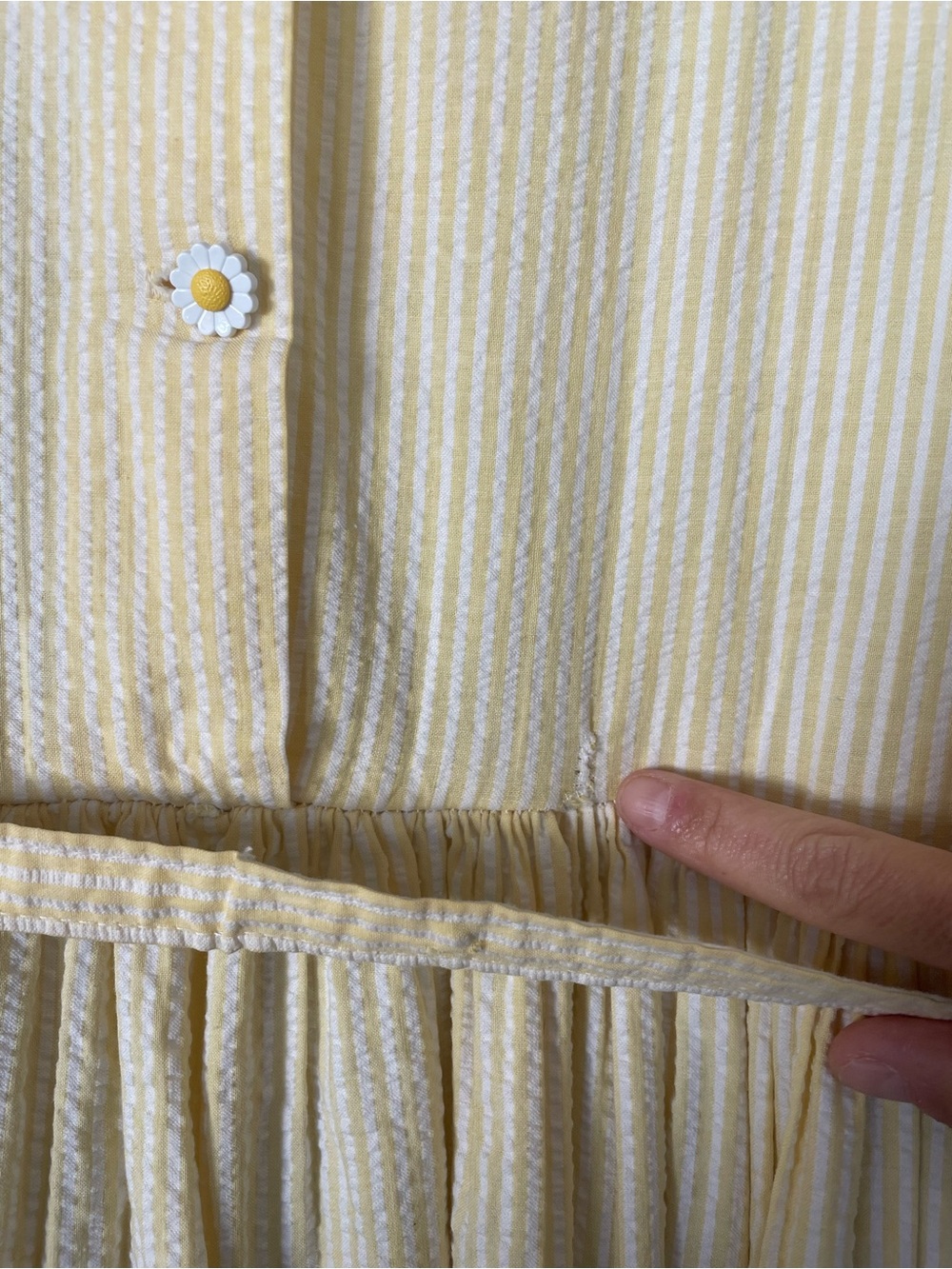 1950s daisy seersucker pleated dress - Picture 10 of 10